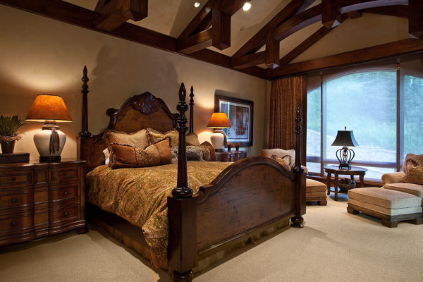 ontario-design-mountain-master-bedroom